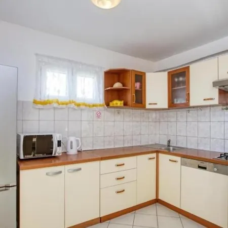Mirka - With Heated Pool Holiday home Razanj
